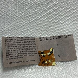 Wildlife collection lapel hat pin